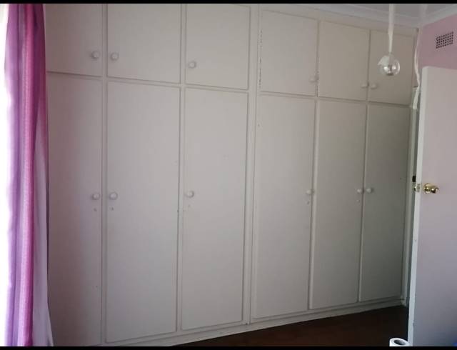 4 BEDROOM HOUSE FOR SALE IN RESERVOIR HILLS